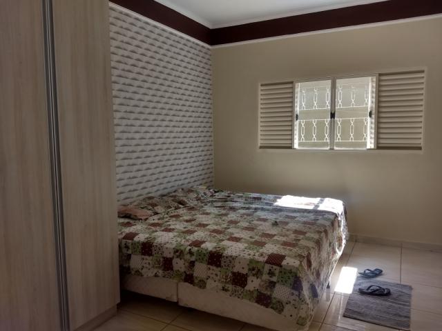 #300 - Casa para Venda em Franca - SP - 2