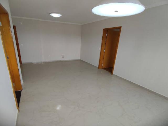 #449 - Apartamento para Venda em Franca - SP - 2